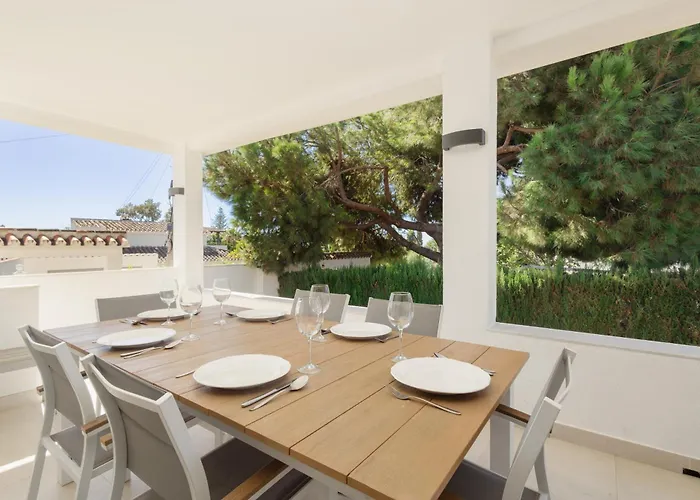 Cozy By The In Costabella, Marbella